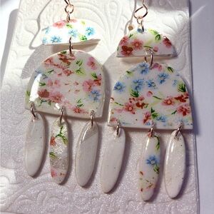 Floral White Dangle Earrings - Women Jewelry